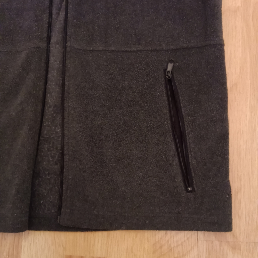 Columbia/ Men's / Grey Columbia Fleece Vest/ Size M - Picture 4 of 6
